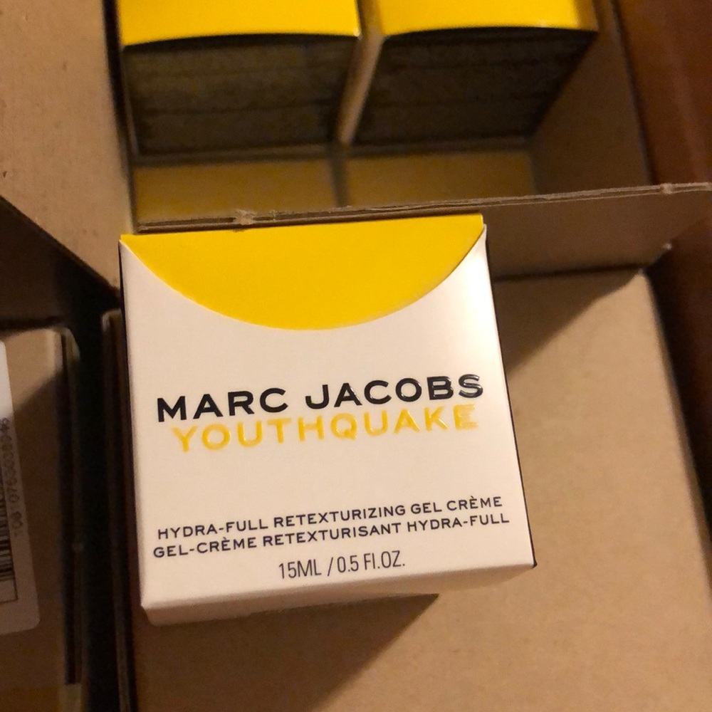 Marc Jacobs Youthquake face lotion